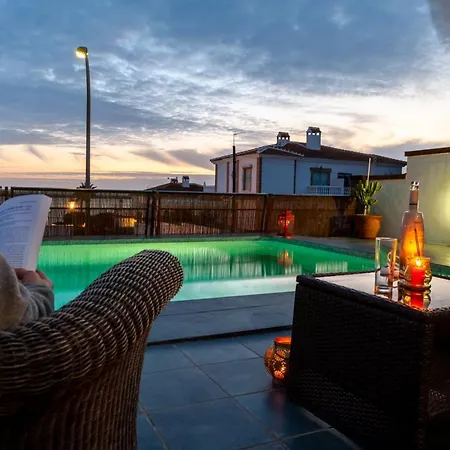 Holiday home Con Piscina Privada En *