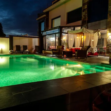 Con Piscina Privada En Ferienhaus Mazagón
